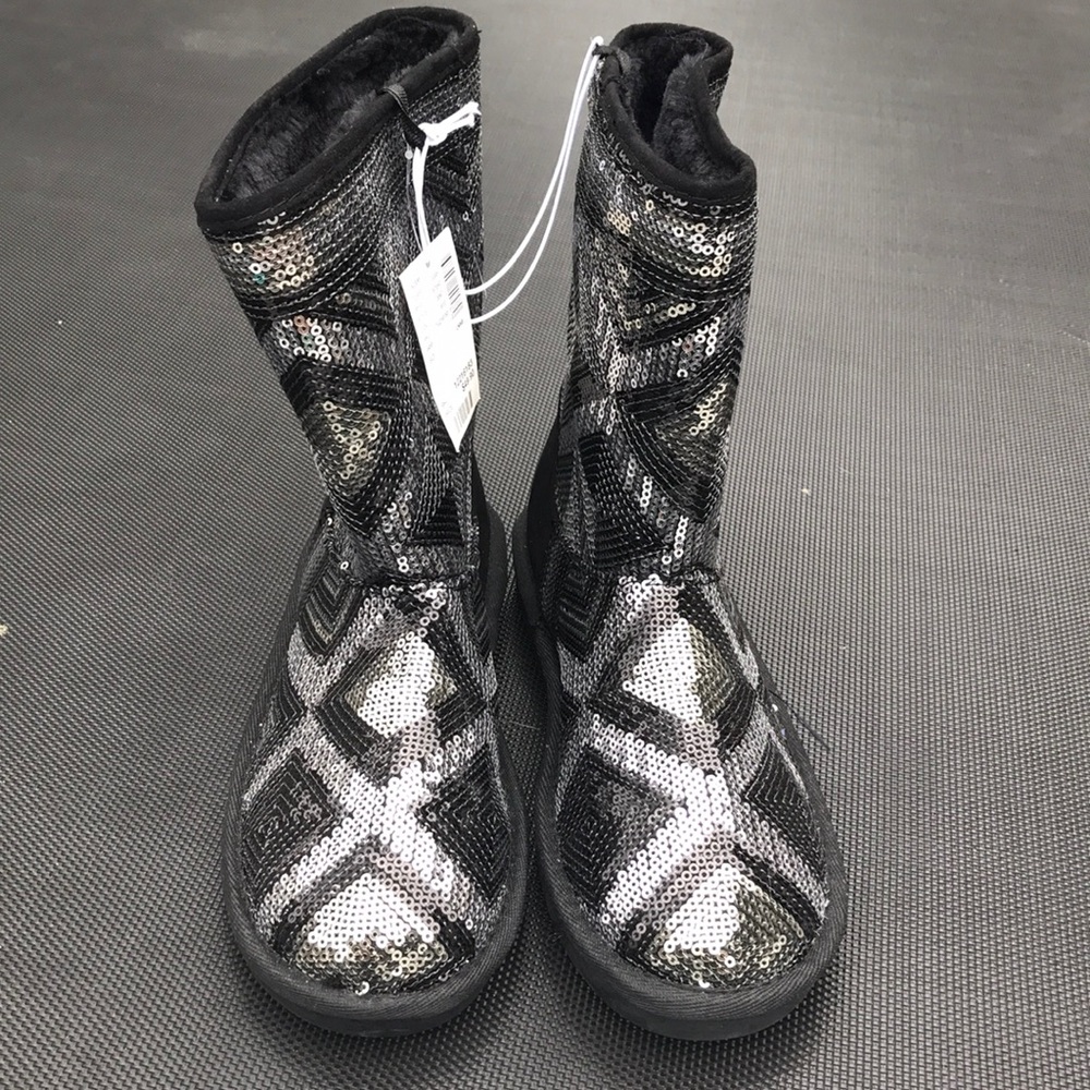 NWT Justice Boots